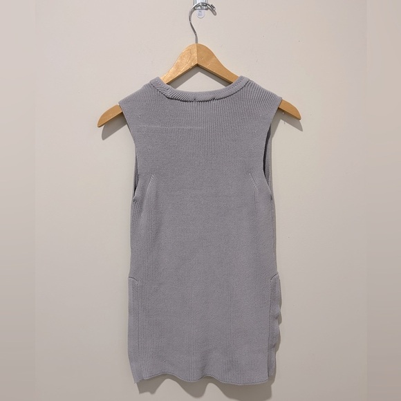 HALSTON SLEEVELESS KNIT SWEATER ~ size small - Picture 4 of 6